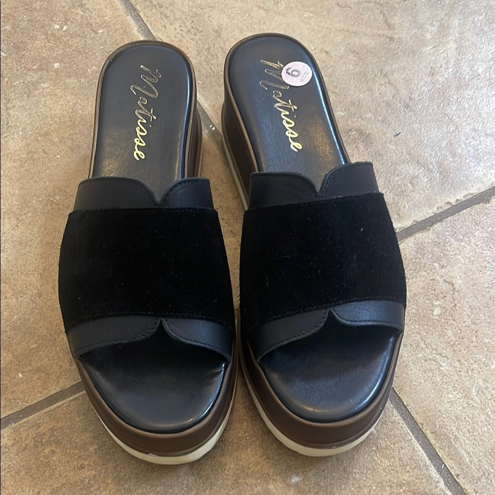 Matisse Black Slide Sandals